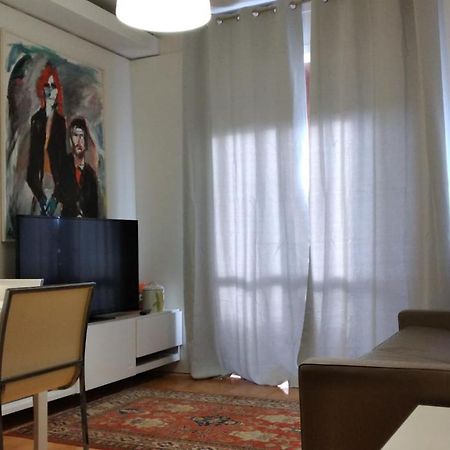 Carducci Apartment - The V Collection Turate Dış mekan fotoğraf